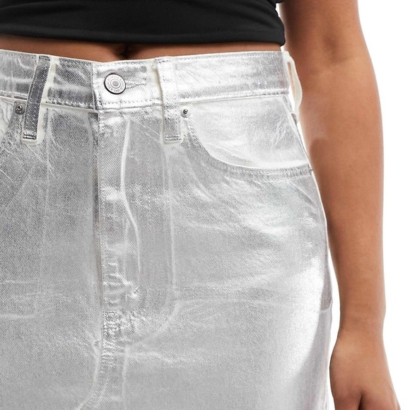 Abercrombie & Fitch Metallic Silver Denim High Rise Midi Skirt NWT Size 27/4 - Picture 4 of 14